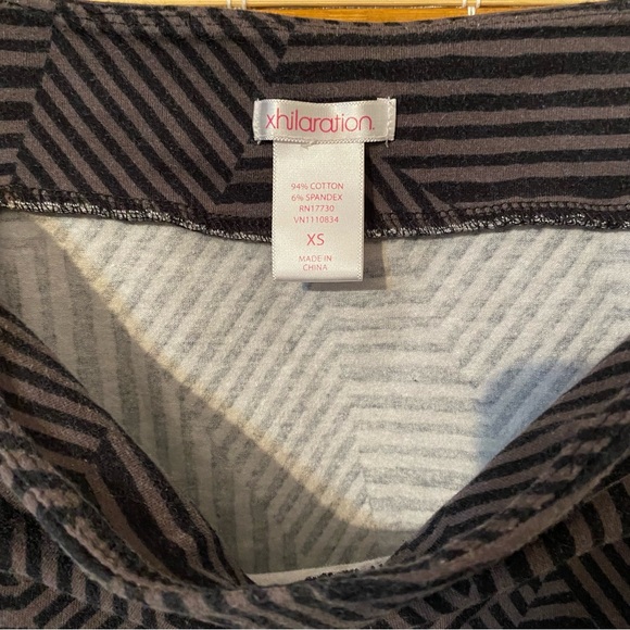 Xhilaration Vintage Y2K Geometric Black and Gray Mini Skirt - Picture 4 of 4